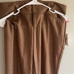 Women’s Brown Pants B